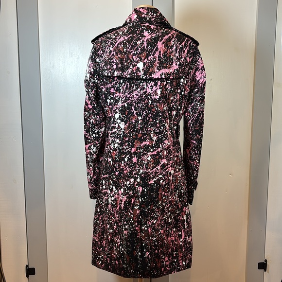 Norma Kamali Trench Coat Paint Splatter
Size M - Bold Artistic Statement Piece - Picture 6 of 15